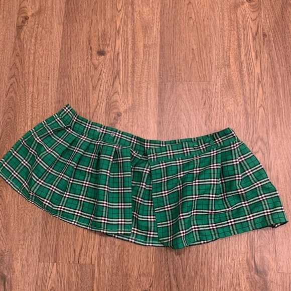 Spirit of Halloween Adult Green Plaid school girl Wrap skirt Size S/M - Picture 5 of 6